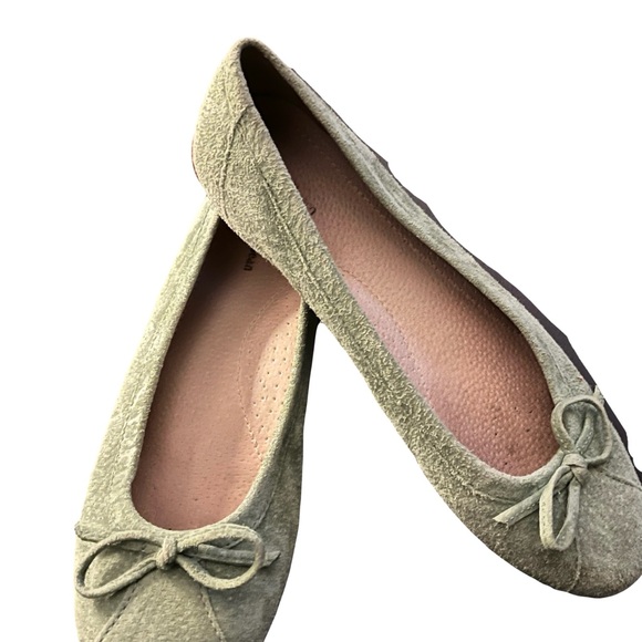L.L. Bean Women's Green Ballet Flats - Picture 7 of 14